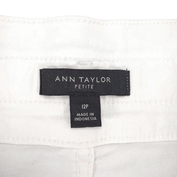 Ann Taylor Sz 12P White Jean Denim Short Mini Skirt, High Rise 3-Button Coastal - Picture 2 of 5